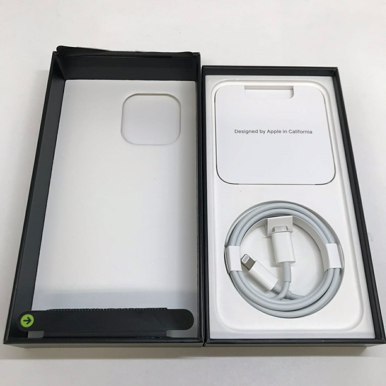 二手 A 级 iPhone 13 Pro 256GB 石墨黑 电池最大容量 85% SIM 卡解锁 无 SIM 卡