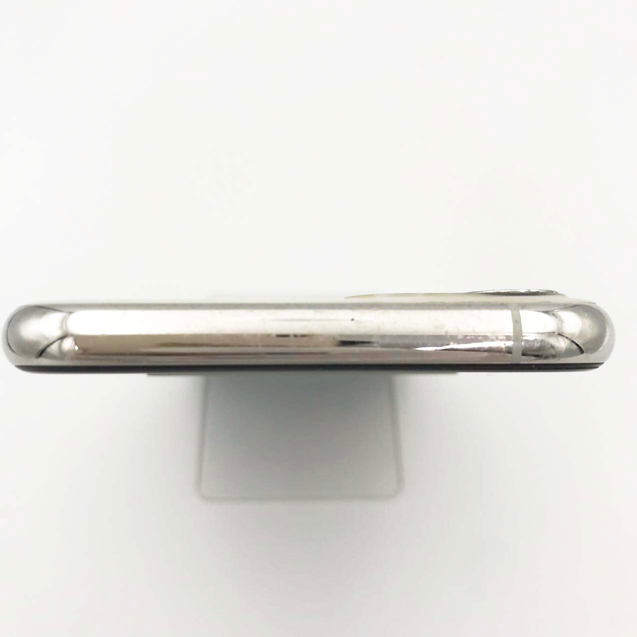 二手 C 级 iPhone 11 Pro 256GB 银色 电池最大容量 83% SIM 解锁 无 SIM