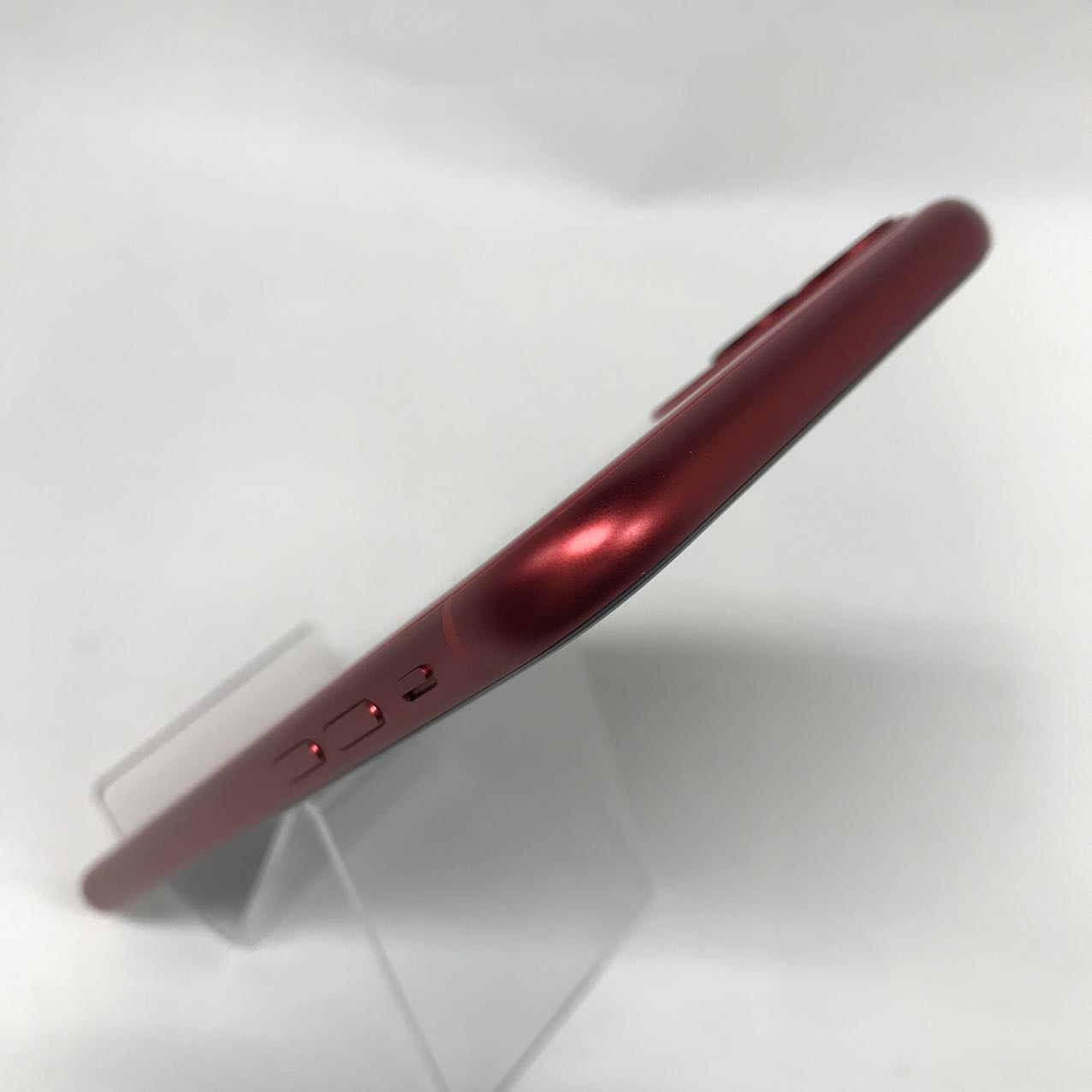 中古Bランク iPhone 11 64GB レッド バッテリー最大容量74% SIMロック解除済 SIMフリー