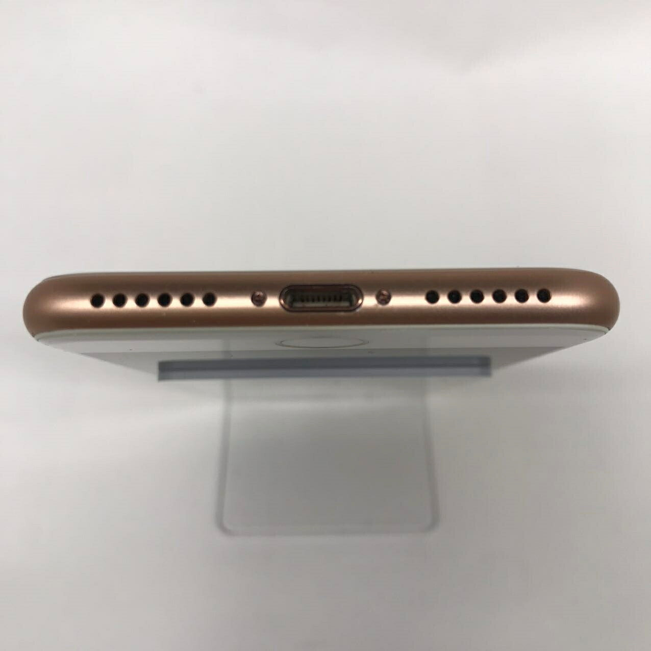 二手 A 级 iPhone 8 64GB 金色电池最大容量 86% SIM 解锁无 SIM
