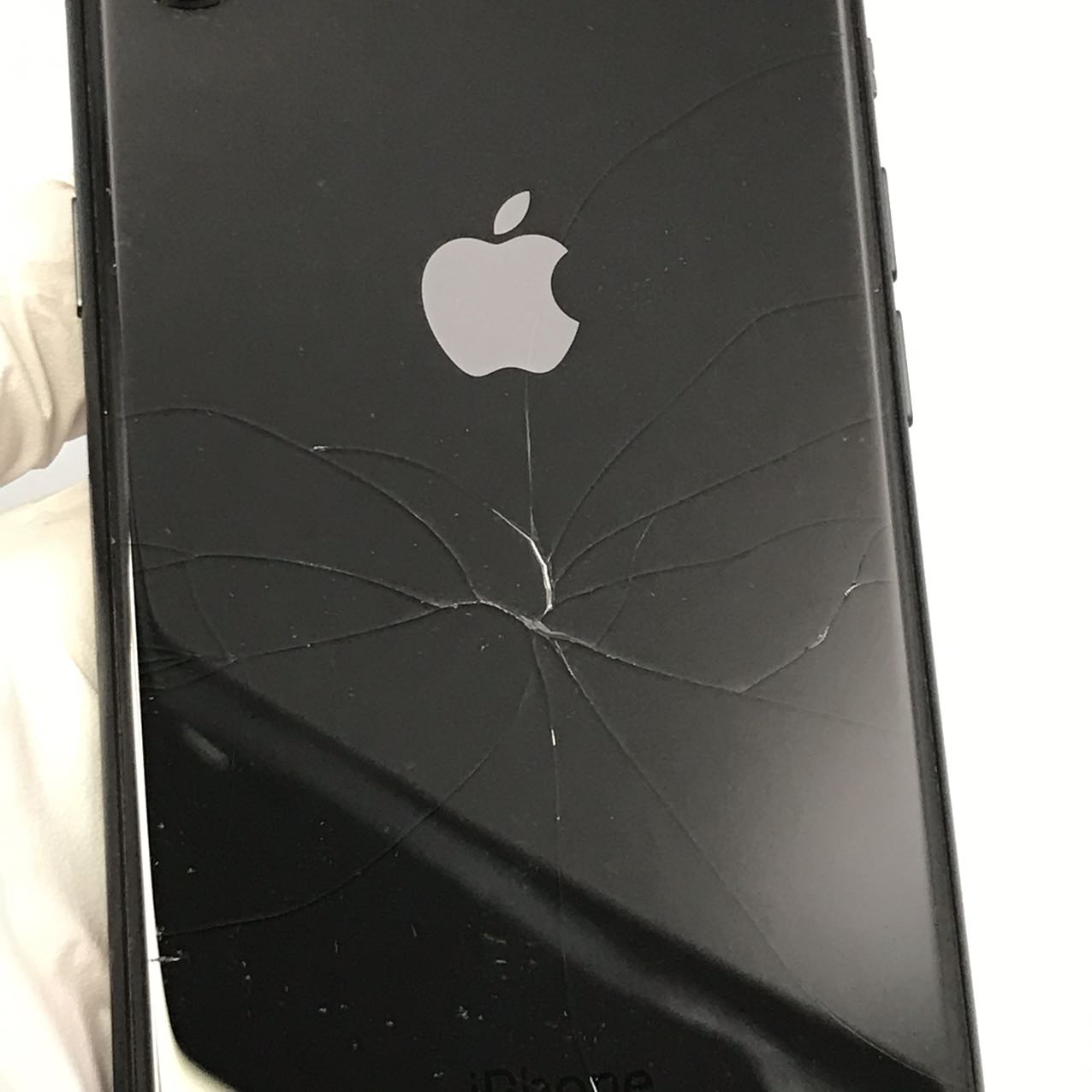 二手 J 级 iPhone 8 128GB 深空灰色 电池最大容量 82% SIM 解锁 无 SIM