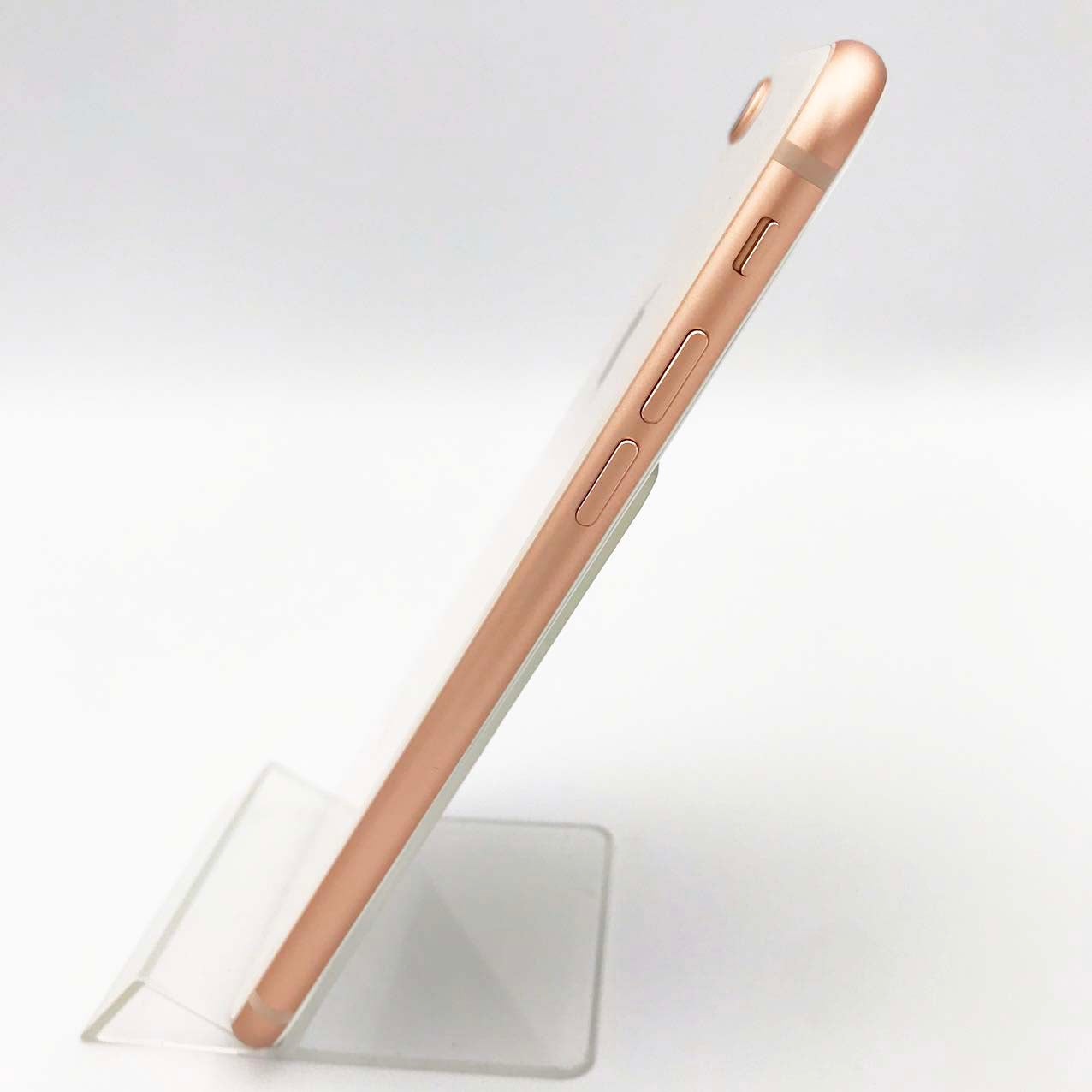 Used A-rank iPhone 8 64GB Gold Battery max capacity 91% Docomo SIM lock