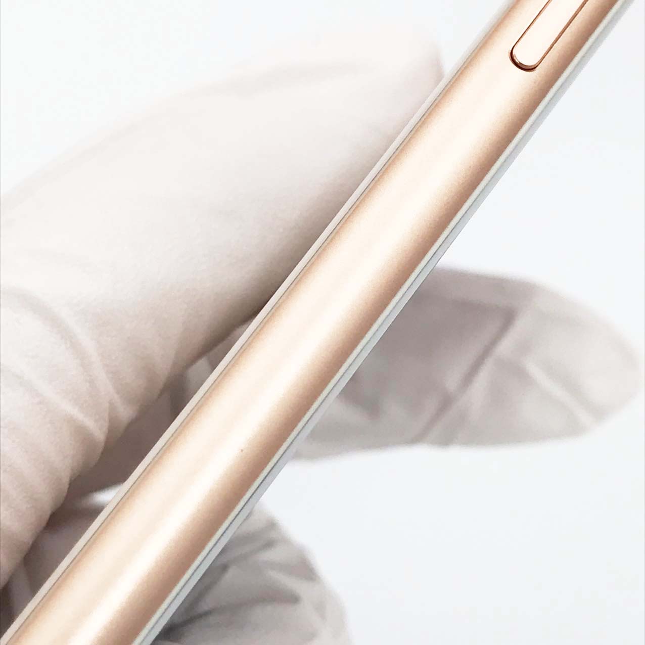 Used A-rank iPhone 8 64GB Gold Battery max capacity 91% Docomo SIM lock