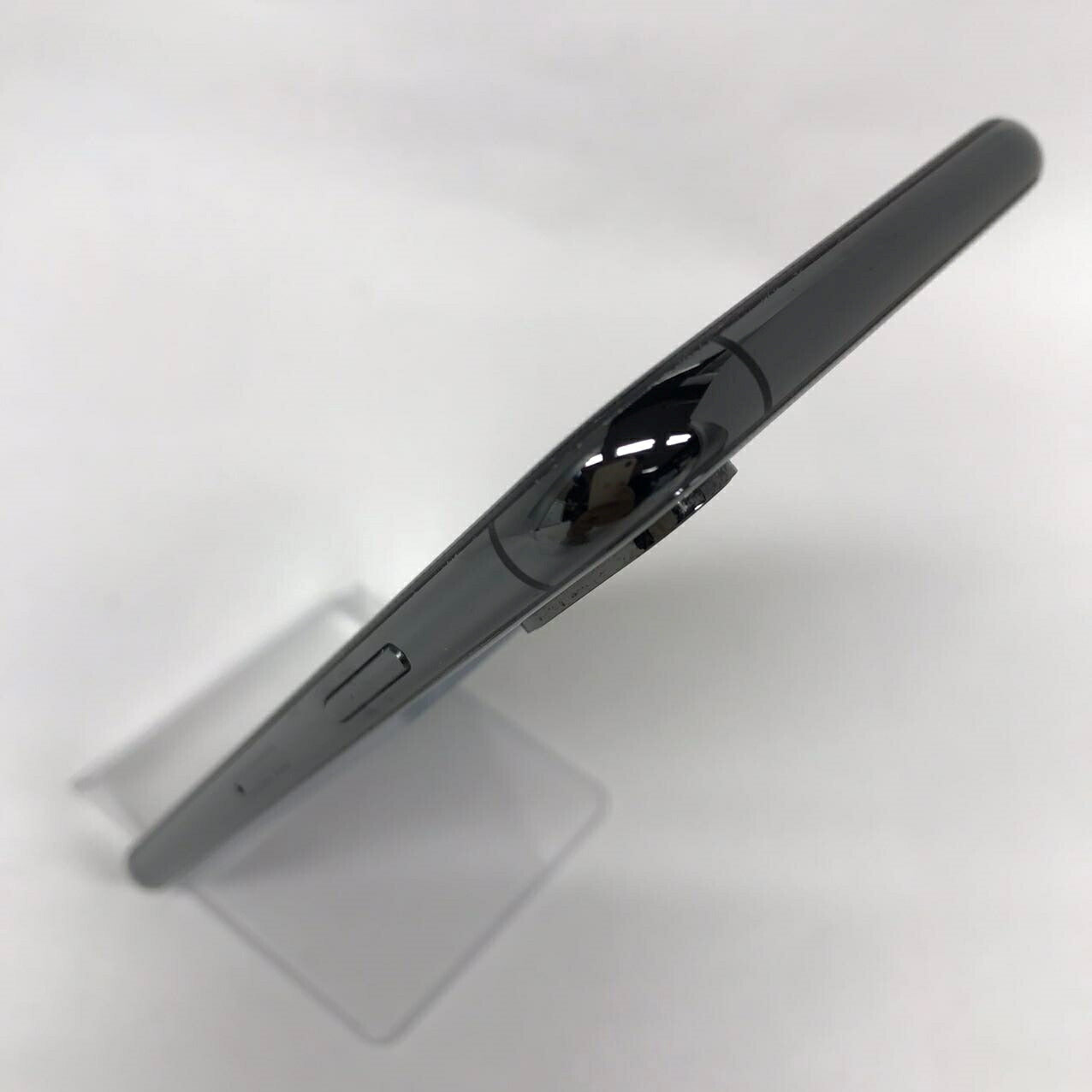 Used B rank iPhone Xs 256GB Space Gray Battery max capacity 79% Docomo SIM lock