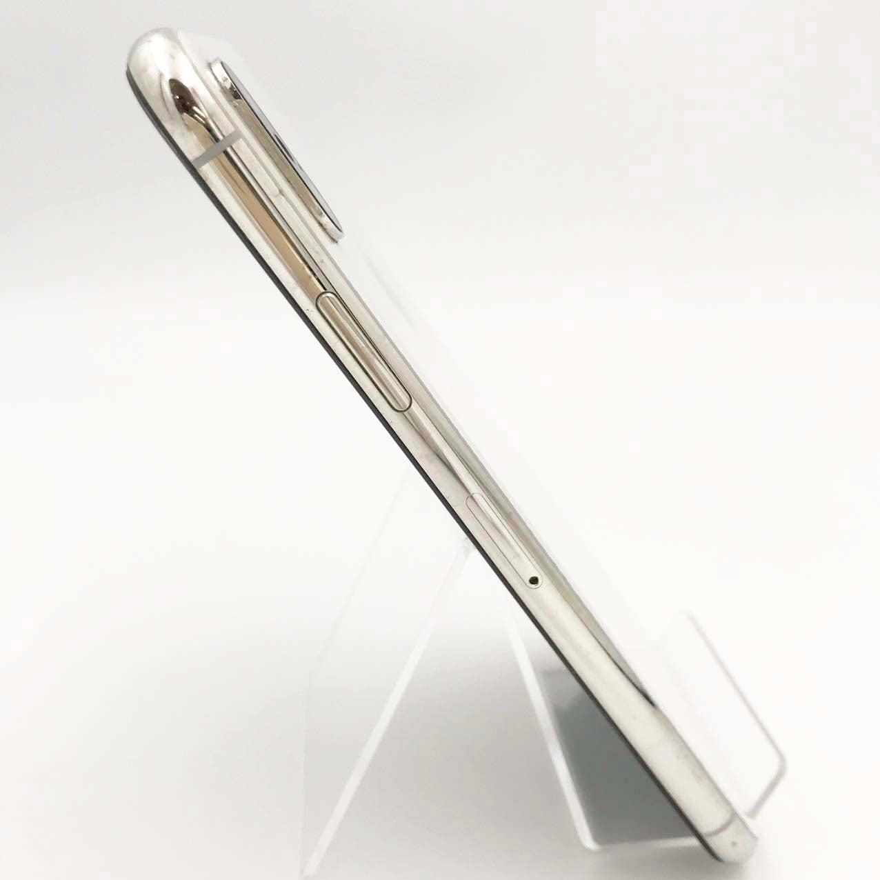 Used J-rank iPhone Xs 256GB Silver Battery maximum capacity 76% SIM unlocked SIM free