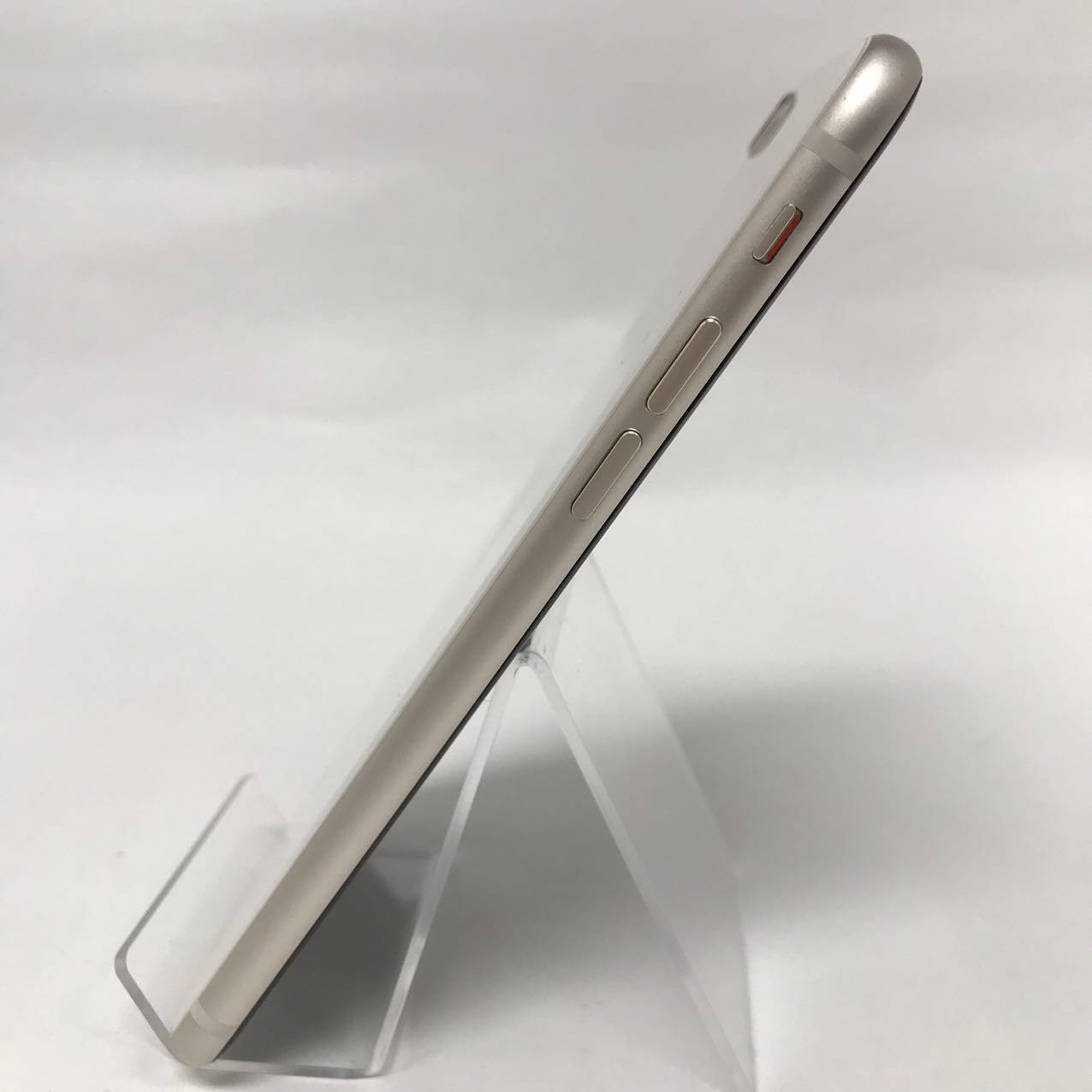 中古Cランク iPhone SE 第3世代 64GB スターライト バッテリー最大容量92% SIMロック解除済 SIMフリー MMYD3J/A A2782