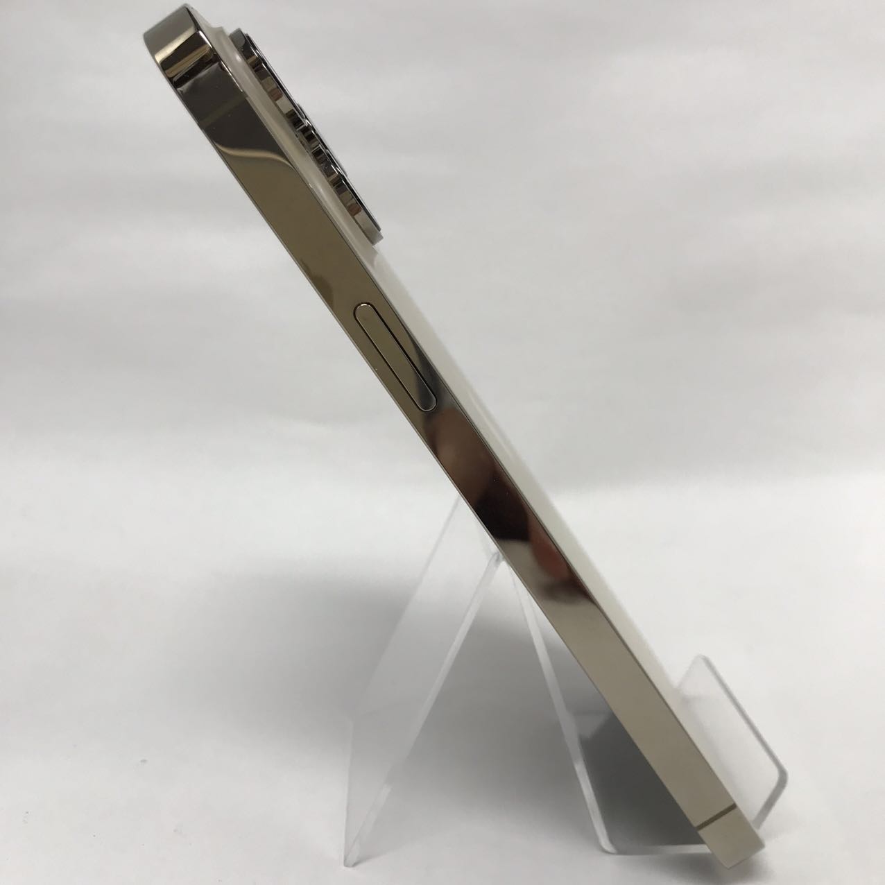 中古Aランク iPhone 14 Pro Max 256GB ゴールド バッテリー最大容量94% SIMロック解除済 SIMフリー
