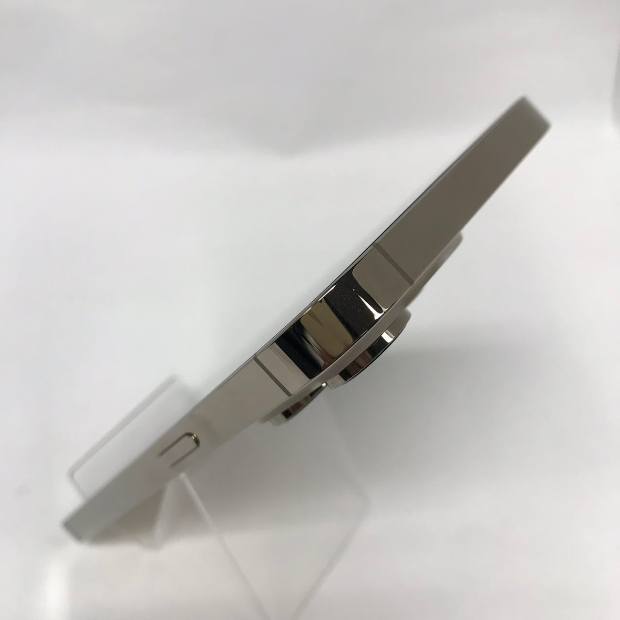 中古Aランク iPhone 14 Pro Max 256GB ゴールド バッテリー最大容量94% SIMロック解除済 SIMフリー