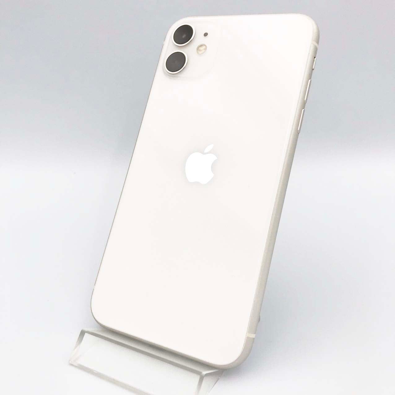 中古Cランク iPhone 11 64GB ホワイト バッテリー最大容量77% SIMロック解除済 SIMフリー