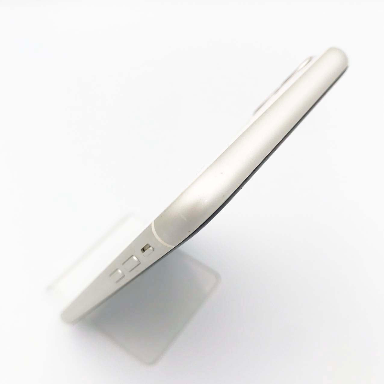 中古Cランク iPhone 11 64GB ホワイト バッテリー最大容量77% SIMロック解除済 SIMフリー