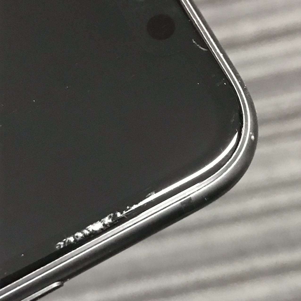 中古Cランク iPhone 11 128GB ブラック バッテリー最大容量82% SIMロック解除済 SIMフリー