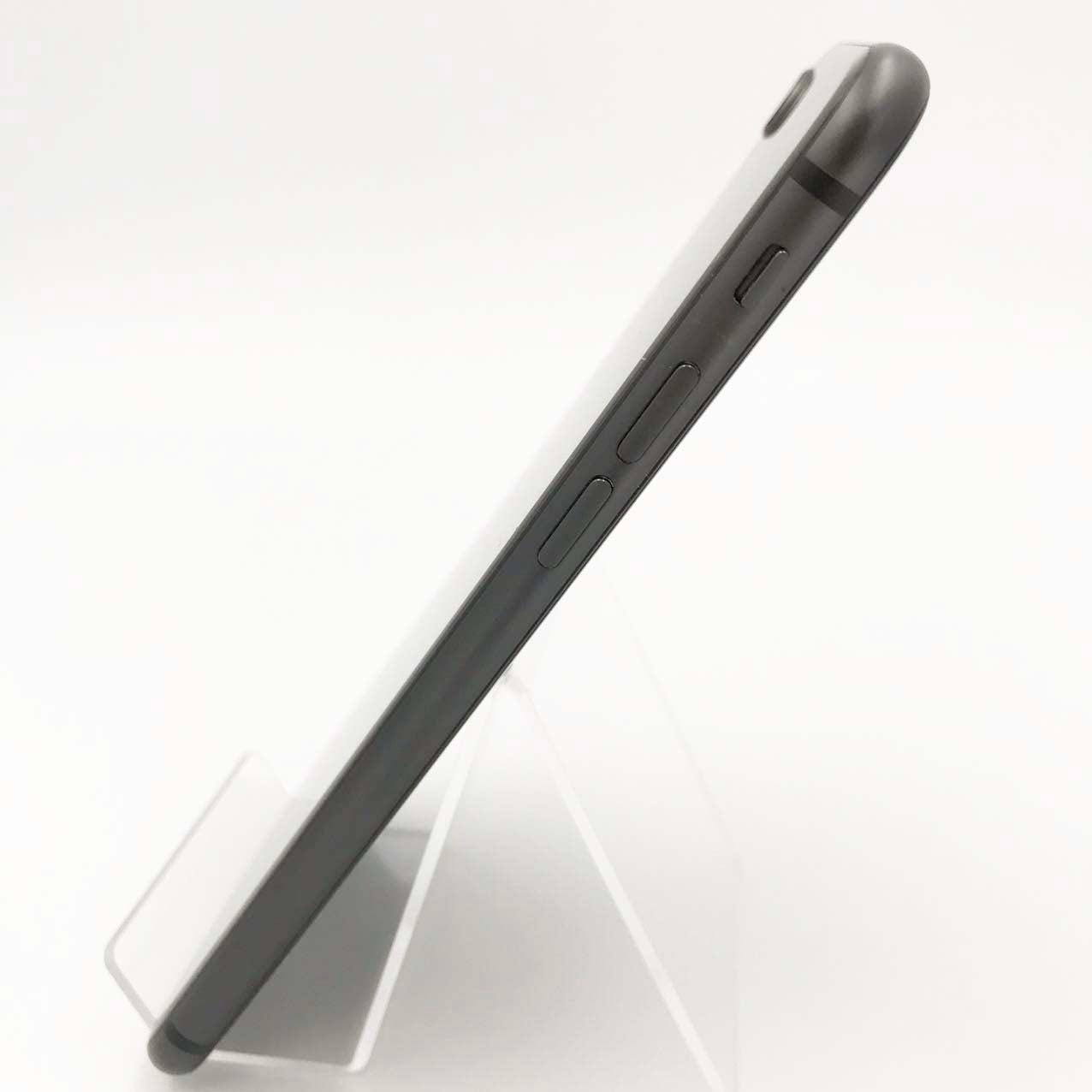 中古Cランク iPhone 8 128GB スペースグレイ バッテリー最大容量91% SIMロック解除済 SIMフリー