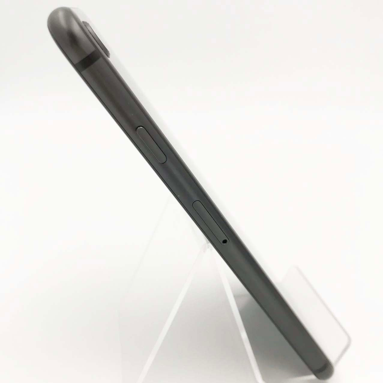 中古Cランク iPhone 8 128GB スペースグレイ バッテリー最大容量91% SIMロック解除済 SIMフリー