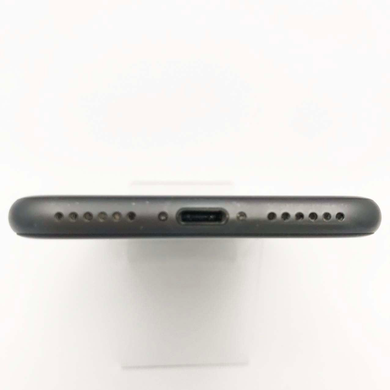 Used J-rank iPhone 8 128GB Space Gray Battery Maximum Capacity 85% SIM Unlocked SIM Free 