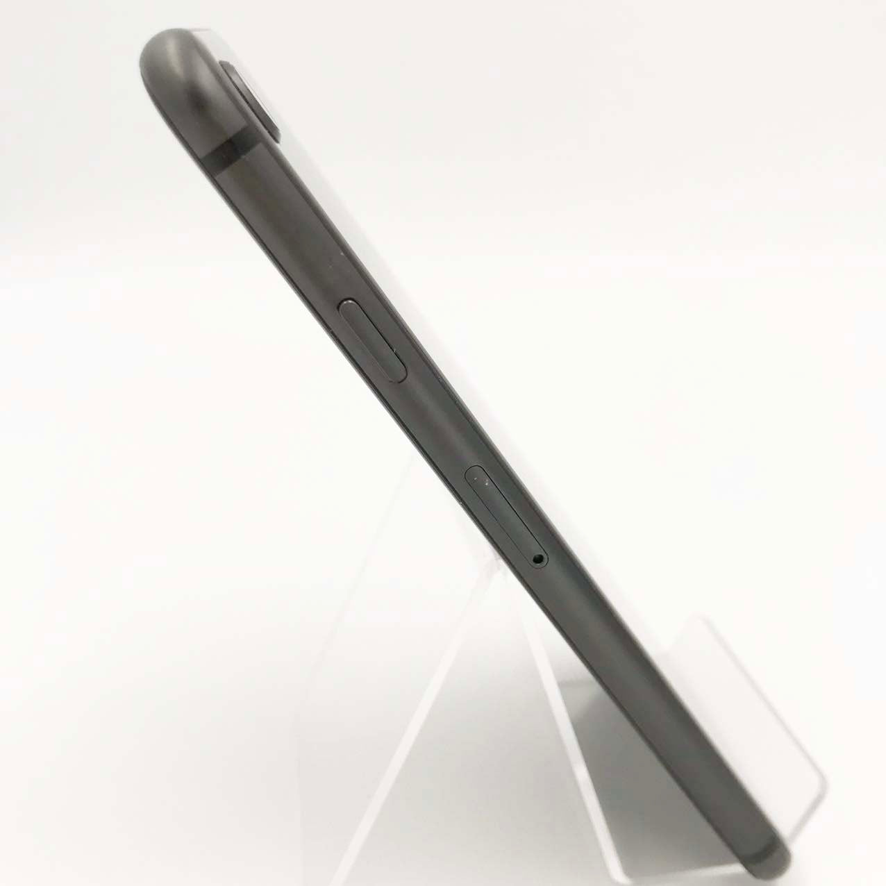 中古Cランク iPhone 8 64GB スペースグレイ バッテリー最大容量81% SIMロック解除済 SIMフリー
