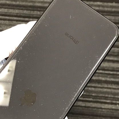 中古Cランク iPhone 8 64GB スペースグレイ バッテリー最大容量81% SIMロック解除済 SIMフリー
