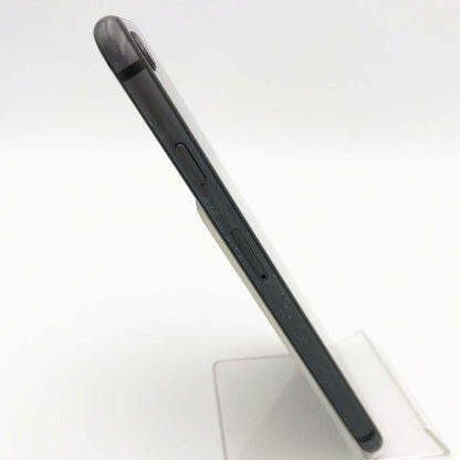 中古Cランク iPhone 8 64GB スペースグレイ バッテリー最大容量88% docomoSIMロック有