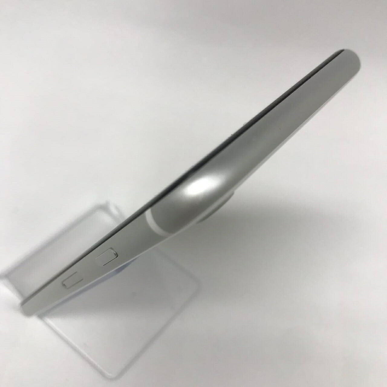 中古Cランク iPhone SE 第2世代 256GB ホワイト バッテリー最大容量76% SIMロック解除済 SIMフリー