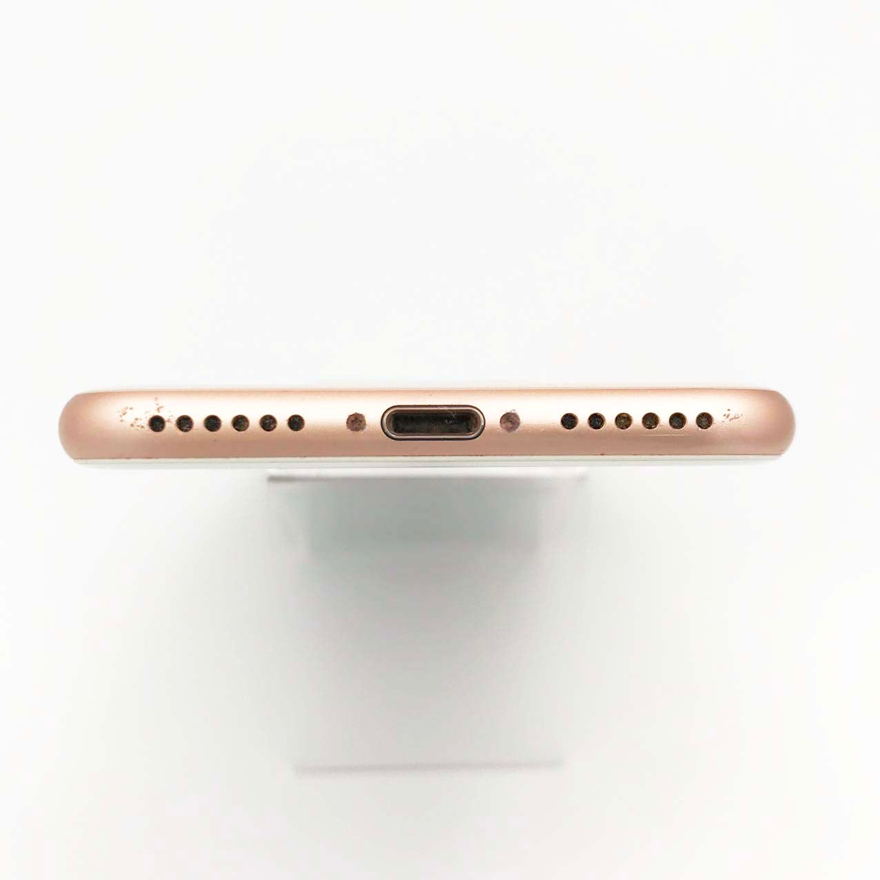 中古Cランク iPhone 8 64GB ゴールド バッテリー最大容量86% auSIMロック有
