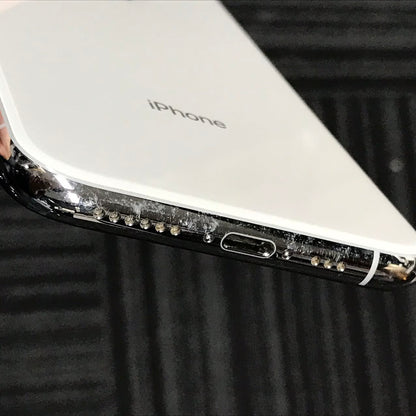 中古Cランク iPhone Xs 64GB シルバー バッテリー最大容量75% SIMロック解除済 SIMフリー