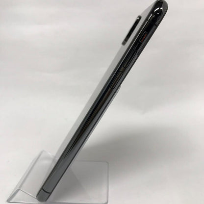 Used B rank iPhone Xs 256GB Space Gray Battery max capacity 79% Docomo SIM lock 