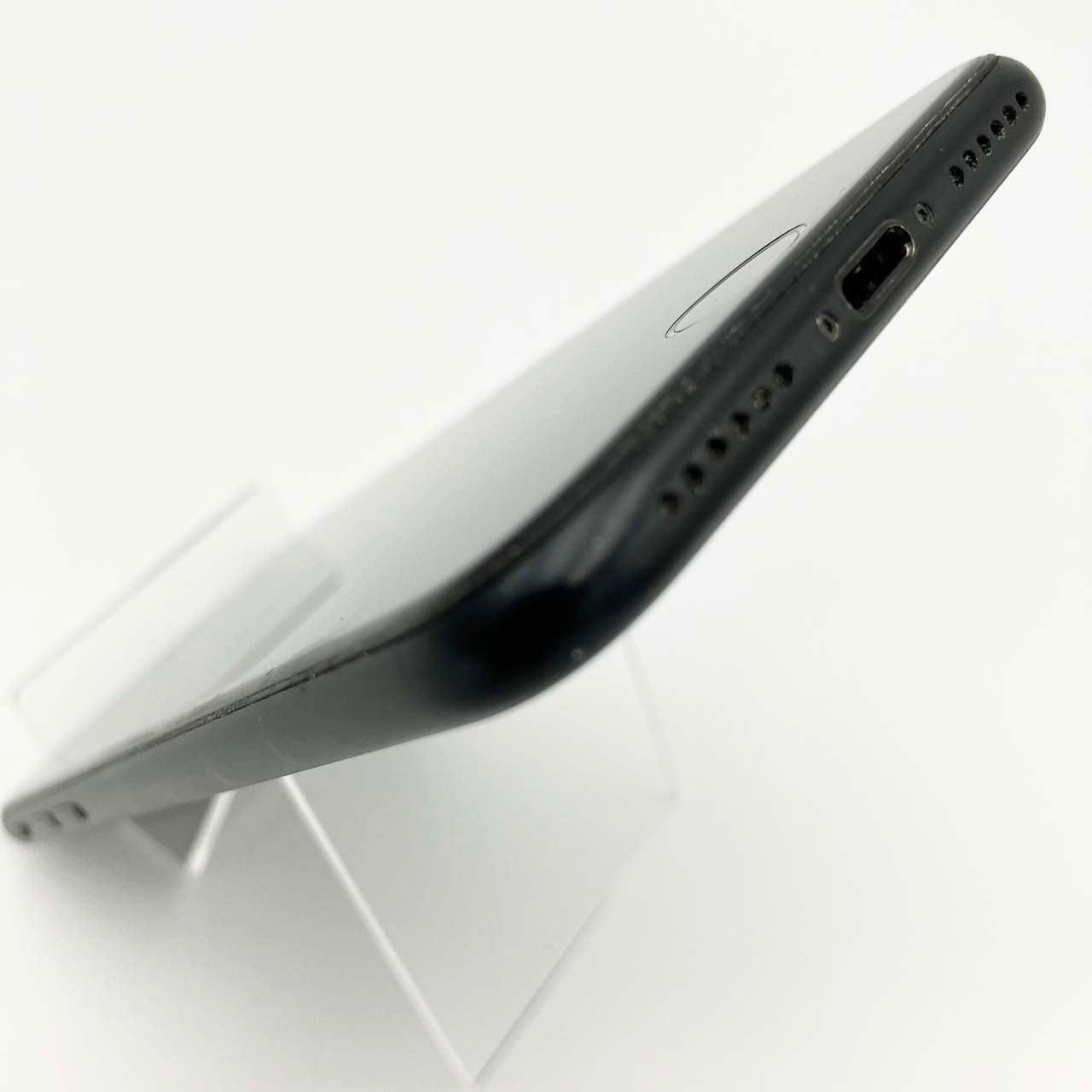 中古Jランク iPhone SE 第2世代 128GB ブラック バッテリー最大容量83% SIMロック解除済 SIMフリー