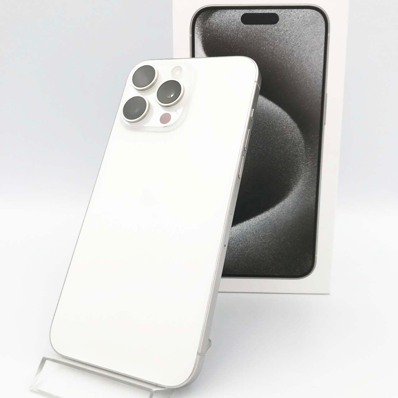 中古Cランク iPhone 15 Pro Max 256GB ホワイトチタニウム バッテリー最大容量100% SIMロック解除済 SIMフリー